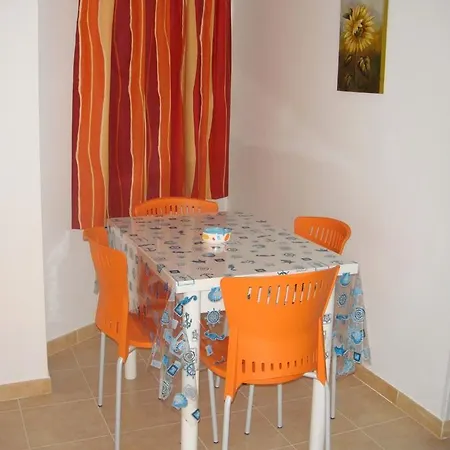 بيت للعطل Le 3 Caravelle